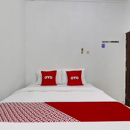 Oyo 91082 Nathania Exclusive Sleman  Bagian luar foto