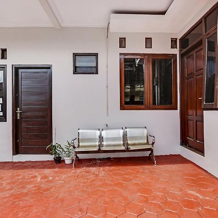 Oyo 91082 Nathania Exclusive Sleman  Bagian luar foto