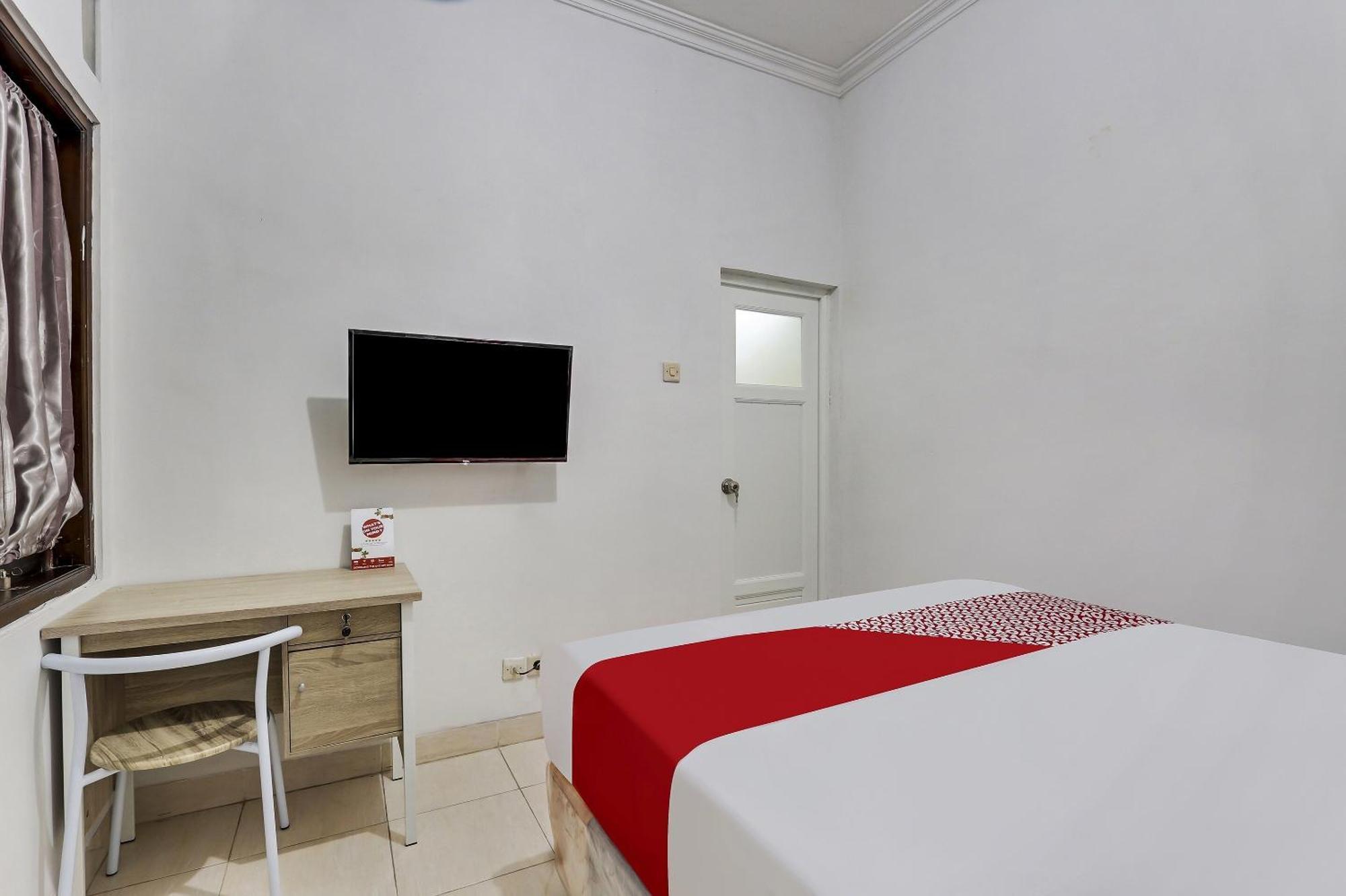 Oyo 91082 Nathania Exclusive Sleman  Bagian luar foto